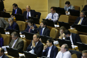 Diputados UDI piden a Piñera que cite al Cosena por La Araucanía: 