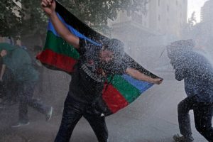 Nueva manifestación por Catrillanca genera incidentes en Plaza Baquedano