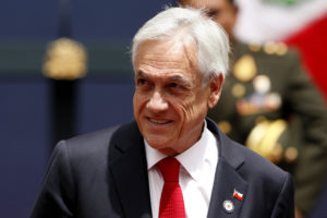 Identidad de Género: Piñera encabeza acto de promulgación con familiares de personas trans y organizaciones
