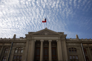 Corte Suprema designa ministra en visita por denuncias de tráfico de influencias contra jueces