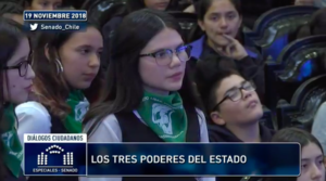 La alumna del Liceo 7 que le causó un desencuentro político al ministro Larraín por caso Catrillanca