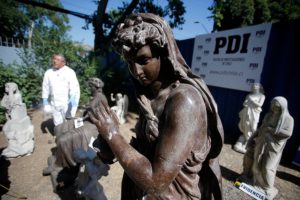 Caso estatuas: fiscal confirma formalización de Raúl Schüler y Gobierno anuncia querella