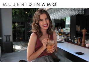 En la barra con Millaray Viera