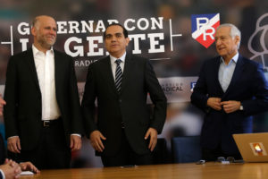 Oposición no descarta acusación constitucional contra Chadwick