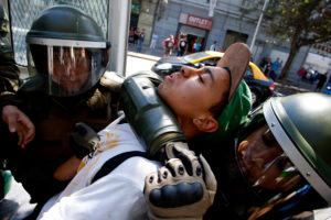 Ex carabineros condenados a prisión por torturas a joven con discapacidad en La Araucanía