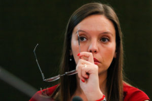 VIDEO | Paola Berlín se la canta al aire a Camila Flores: 