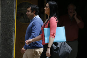 El 72% de los chilenos cree que es más ventajoso ser hombre