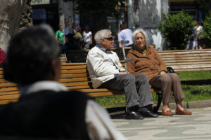 OCDE cuestiona licitaciones de las AFP para nuevos afiliados y comisiones que cobran a trabajadores