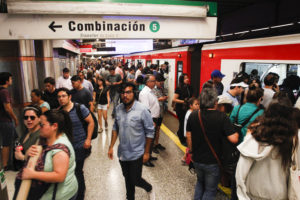 Transporte público adelanta el horario punta: estas son las medidas y desvíos adoptados por Año Nuevo