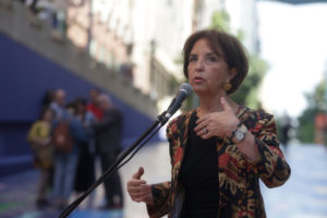 Ministra Gloria Hutt recordó su paso como dirigenta regional de CEMA Chile