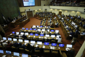 Diputados buscan restringir tramitación de los 