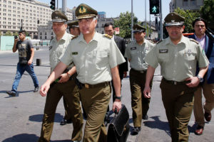 Listo el nuevo alto mando de Carabineros: otros 5 generales pasaron a retiro