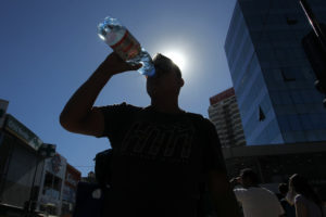 Estudio revela cuáles son las tres comunas donde más se siente calor en Santiago