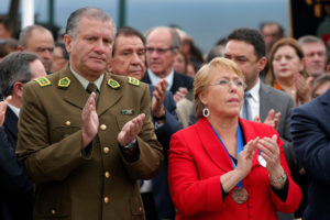 Carroza procesa a Villalobos como cómplice en caso Manzano y ordena detención