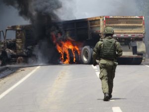 Ataque incendiario en Arauco deja un camión quemado