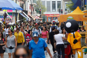 Ventas del comercio crecen 8,7% en 12 meses y acumulan 5,9% a octubre