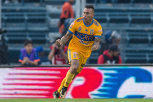 Olimpia quiere a Eduardo Vargas para la Libertadores: 