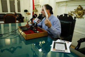 Senador Girardi pide denunciar uso y venta clandestina de fuegos artificiales