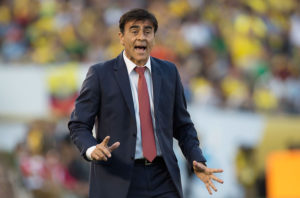 Sorpresa en la UC: Gustavo Quinteros es el nuevo entrenador cruzado