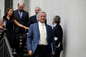 Ministro Larraín: “El país crece, está en marcha, con una inflación controlada”