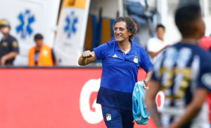 Así fue la bienvenida tuitera de Colo Colo a Mario Salas