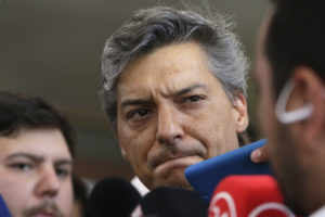 Triunfo de Sebastián Moreno en la ANFP podría ser impugnado y fútbol chileno desafiliado de la FIFA