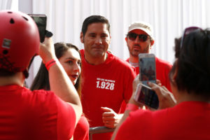 Pancho Saavedra se suma a Carlos Zárate y le dice de todo a diputado Urrutia por burlarse de Nuyado