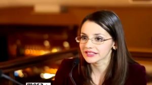 Rayén Araya responde mensaje de Mosciatti: “La violencia en sus palabras es la muestra de lo que viví ahí”