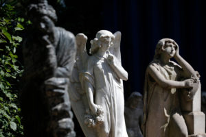 Proponen proyecto para proteger estatuas y obras con chips tras caso Schüler