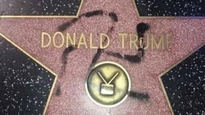 Detienen  a hombre que pintó una esvástica sobre el nombre de Trump en el paseo de la fama