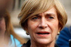 Evelyn Matthei a José Antonio Kast: 
