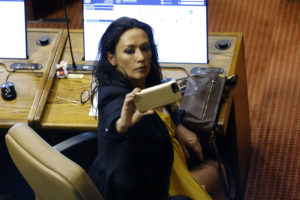De Marcela Vacarezza a Tere Marinovic: los troleos por la licencia médica de Marisela Santibáñez