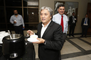 Alejandro Navarro y presidente del PRO asistirán a toma de posesión de Maduro en Venezuela