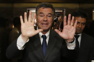 Ossandón se dirige a 