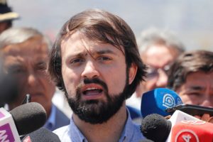 Gobierno cuestiona a alcalde Sharp por acto de conmemoración de Revolución Cubana en municipio