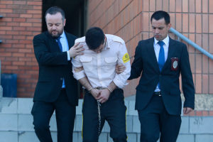 Guardia de seguridad era líder de banda delictual que atracó el Teatro Municipal