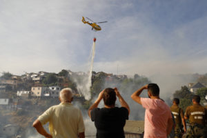 DC pide más recursos e hidroaviones para combatir múltiples focos de incendios en La Araucanía