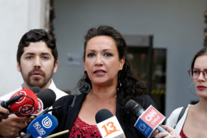 Marisela Santibañez, la barrista que confundió la política con el estadio