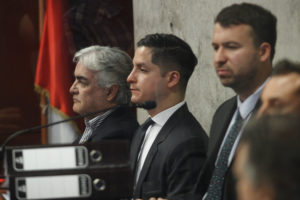 Arraigo y firma para excónsules formalizados por tráfico de migrantes