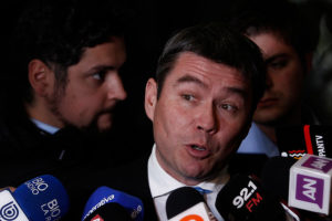 Comisión investigadora responsabilizó a ex ministro Marcelo Mena por contaminación en Quintero