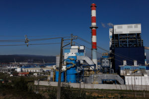 Enel y Bocamina condenados por daño ambiental en Lota y Coronel