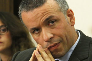 Landerretche pide acción a Piñera por salida de diputado gay brasileño ante amenazas: “Que la defensa a la democracia no sea oportunista”