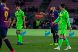 Levante oficializó denuncia que amenaza avance del Barça y Vidal en Copa del Rey