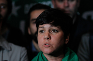 Javiera Parada responde a senador Latorre (RD) : 