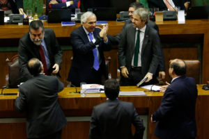 Gobierno logra aprobar primer trámite de nueva Ley de Migraciones en el Congreso