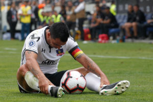 Colo Colo cierra un mes horrible con Mario Salas: Esteban Paredes se sumó a la lista de lesionados