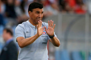 Héctor Robles sería despedido si la Roja no clasifica al Mundial Sub 20
