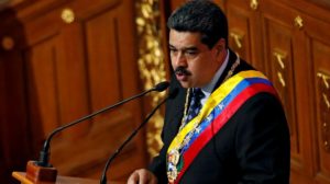 Maduro cierra frontera con Brasil y evalúa hacerlo con Colombia