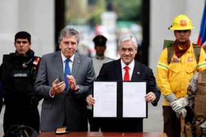 Reforma extiende carrera militar y privilegia mérito para ascensos