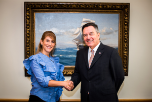 Canciller Ampuero se reunió con representante designada por Juan Guaidó en Chile